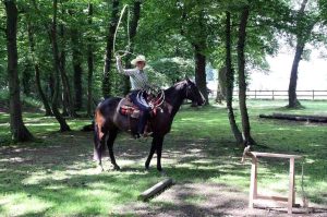 Ranch Trail: Roping, Clara Breuer und Kings Little Bueno